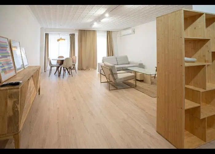 Luminosa En Piso Compartido Apartman *